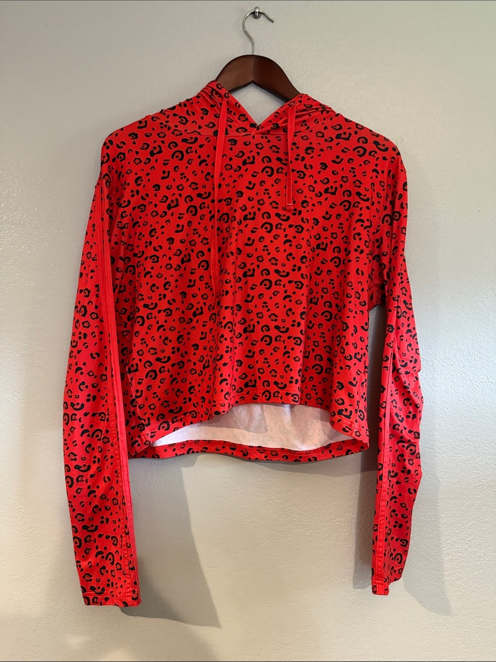 Red Leopard Print Cropped Hoodie